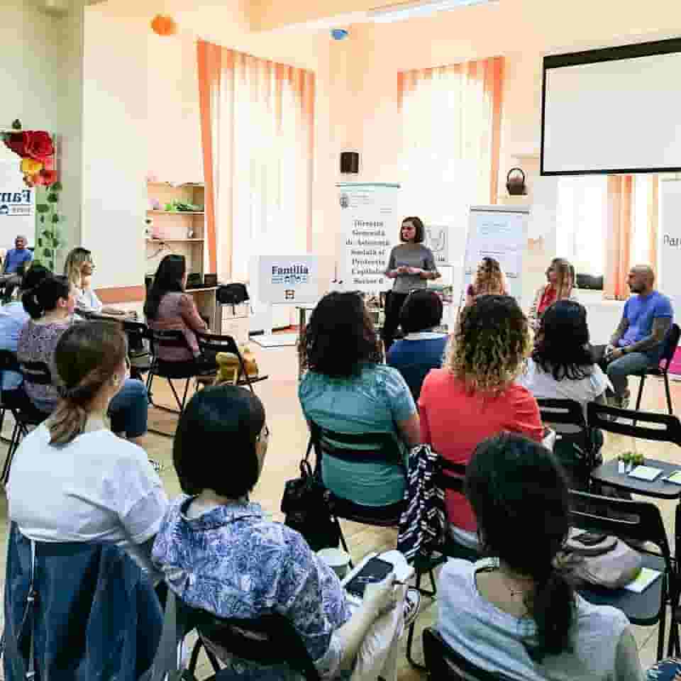 Digital Parents Talks, prima comunitate activă de bloggeri părinți din România